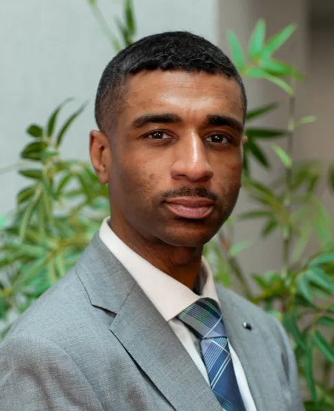 Tyrone McKinney, Agent